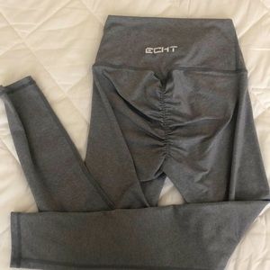 Grey scrunch leggings